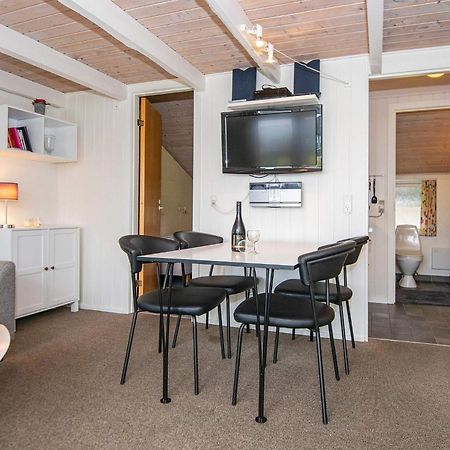 4 Person Holiday Home On A Holiday Park In Hemmet Exteriör bild