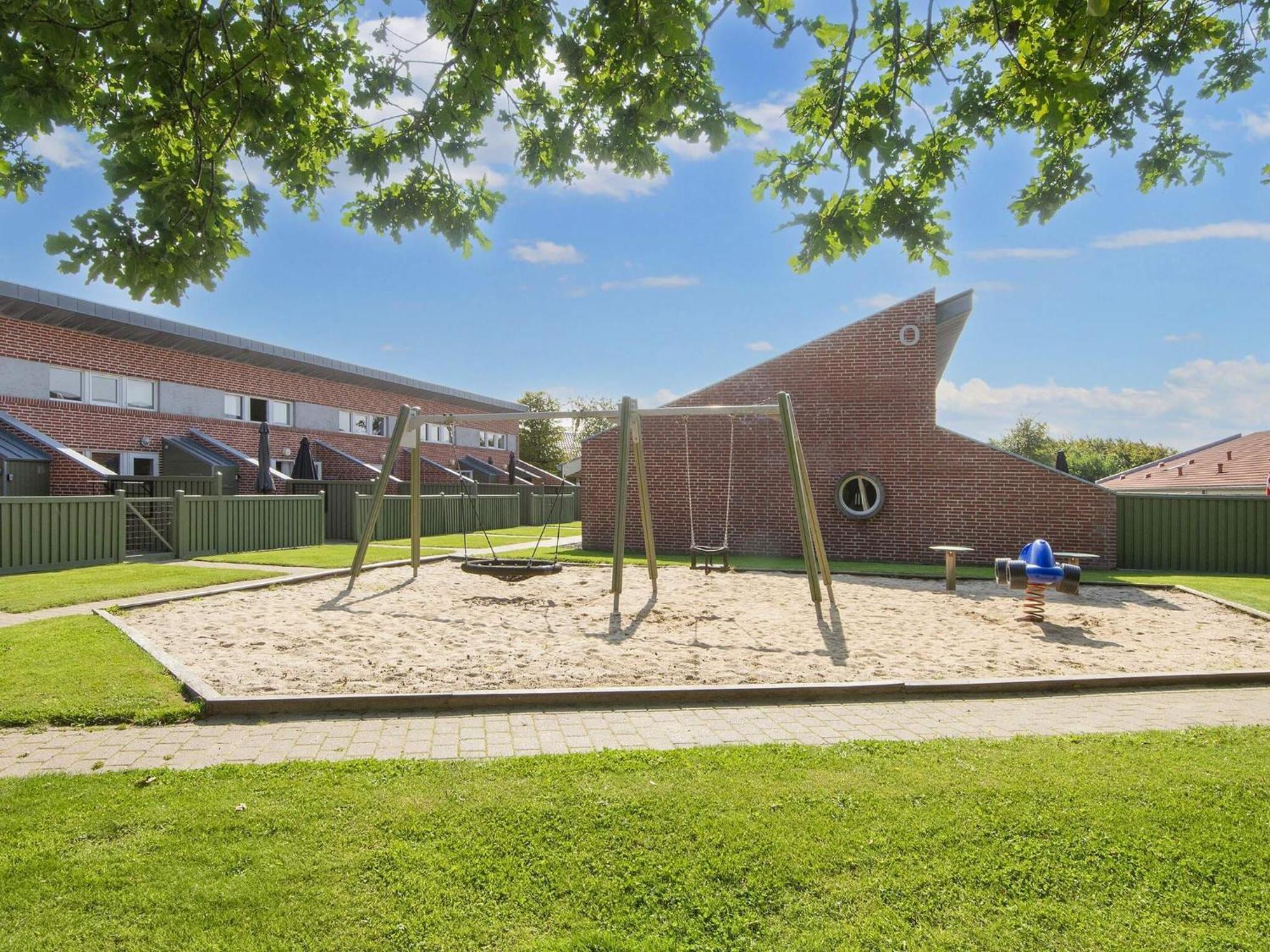 4 Person Holiday Home On A Holiday Park In Hemmet Exteriör bild