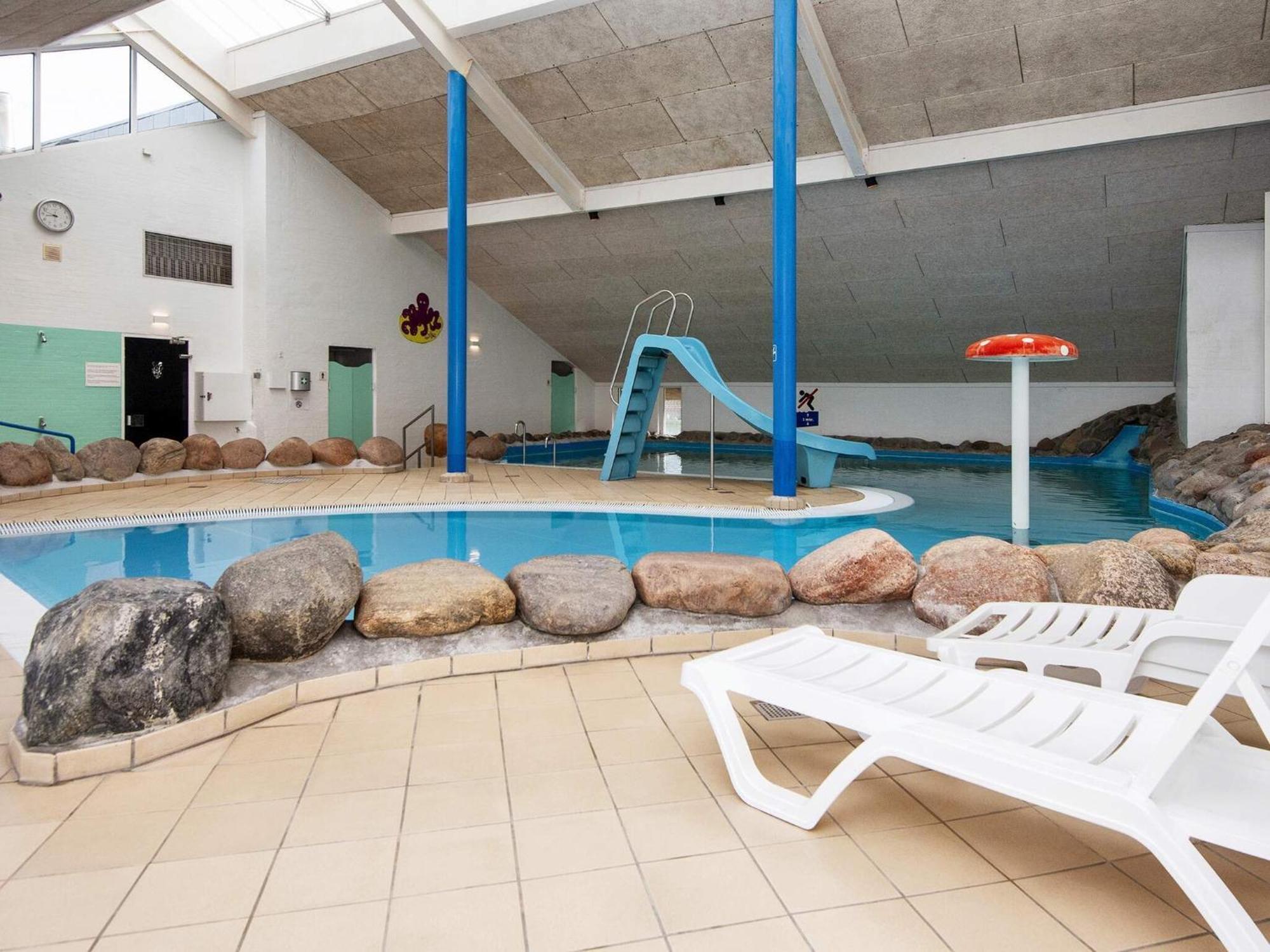 4 Person Holiday Home On A Holiday Park In Hemmet Exteriör bild